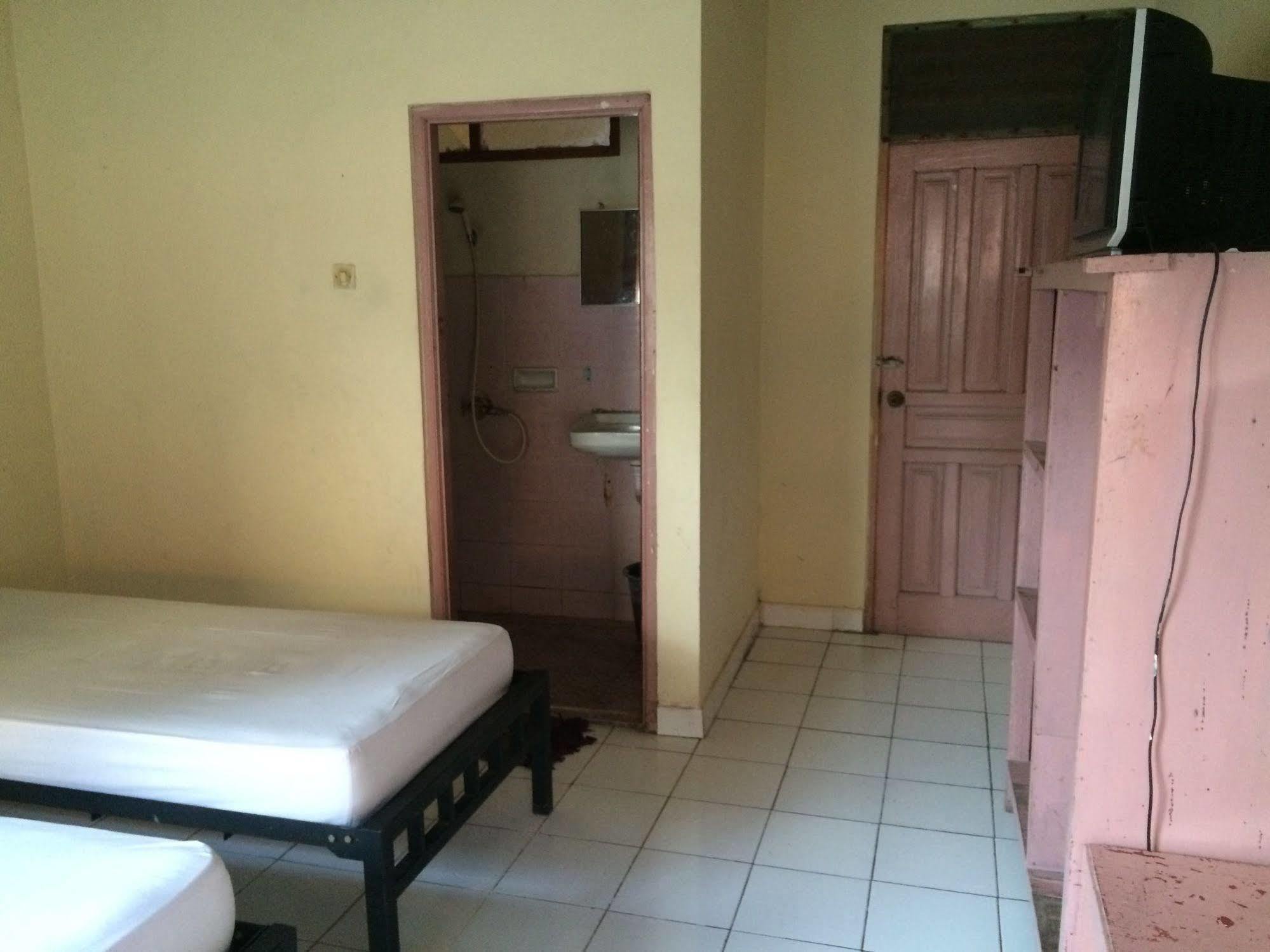 Rita Za Hotel Kuta Lombok Dış mekan fotoğraf